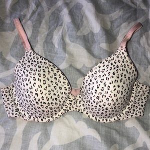 VS Lined Perfect Coverage Bra 36B